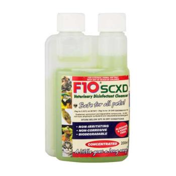 F10 SCXD (verde) Disinfettante & Detergente (200 ml)